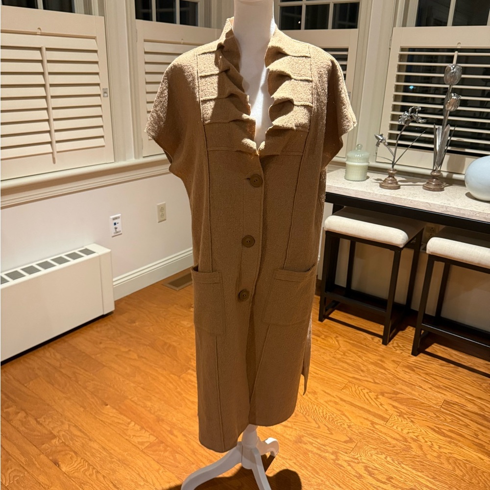 Beautiful Elegant Camel Women's Topper